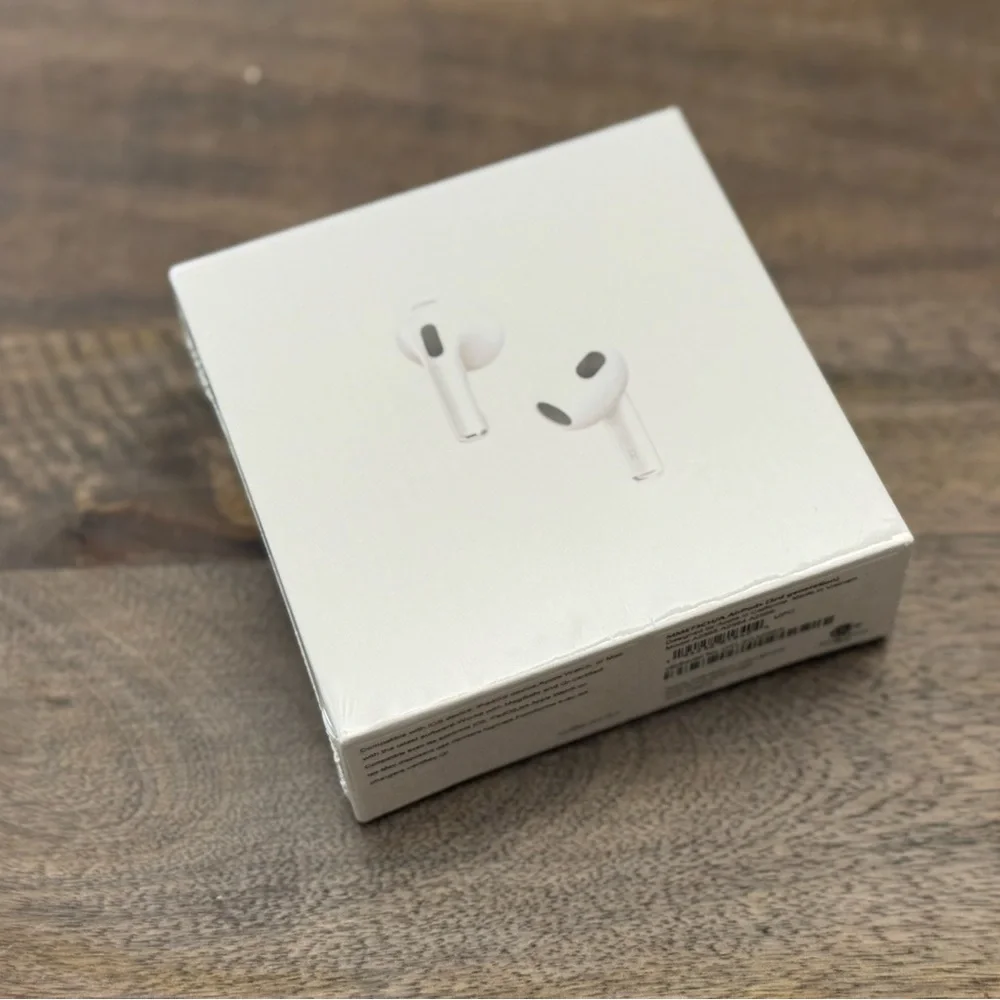 Apple Wireless Earbuds in White
